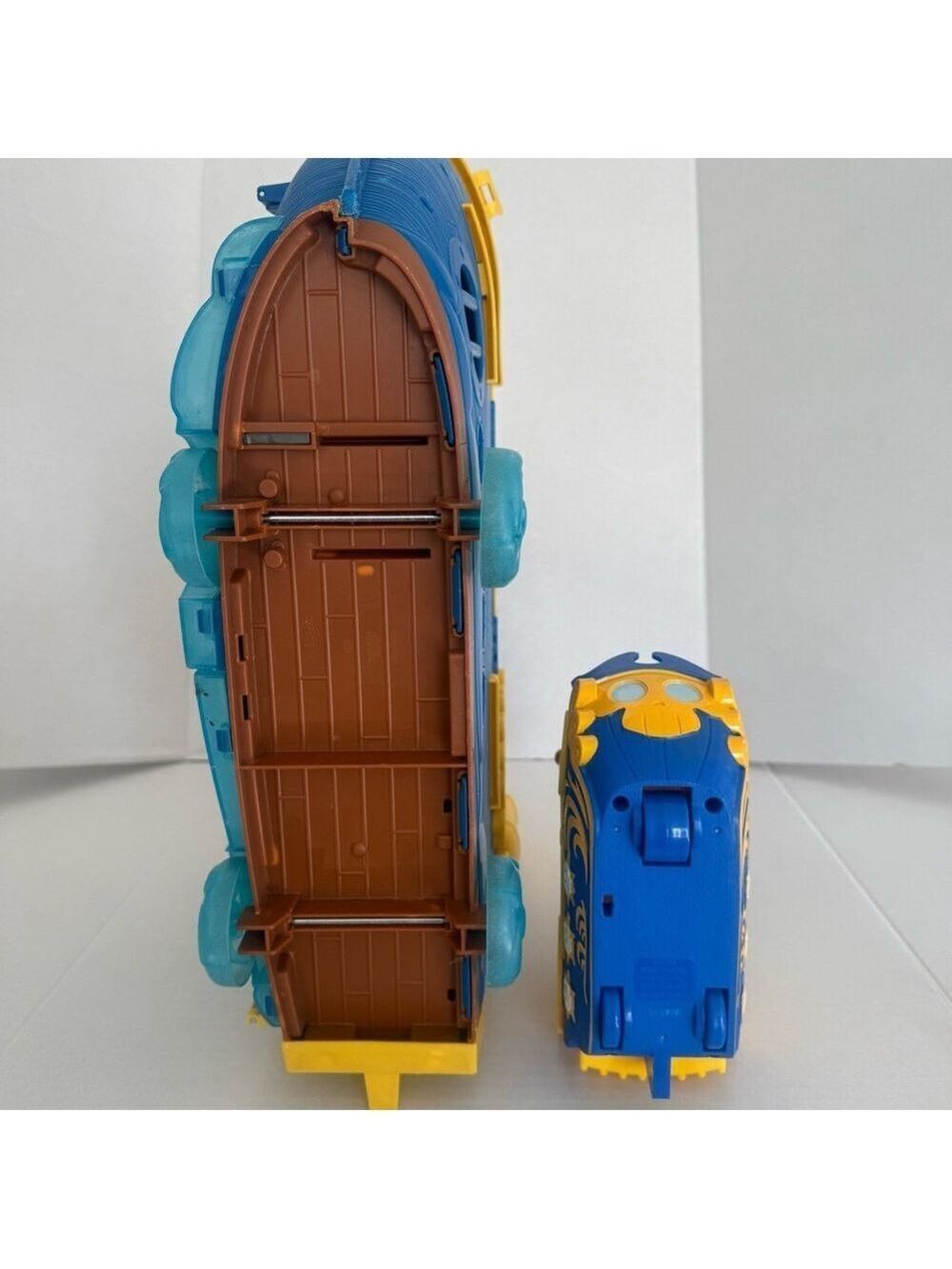 Fisher-Price Disney Jake and the Never Land Pirates Mighty Colossus Ship Boat - Picture 16 of 17